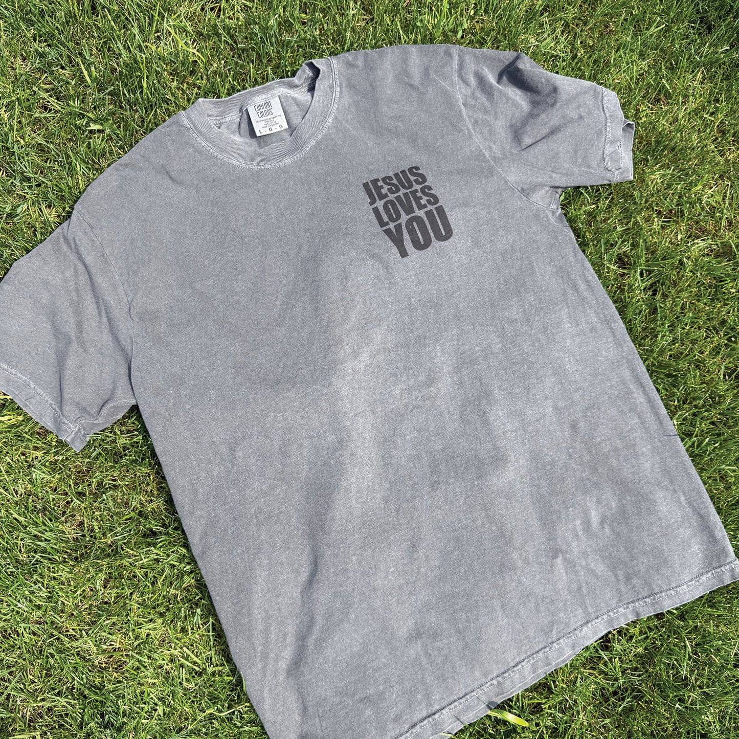 JESUS LOVES YOU TEE